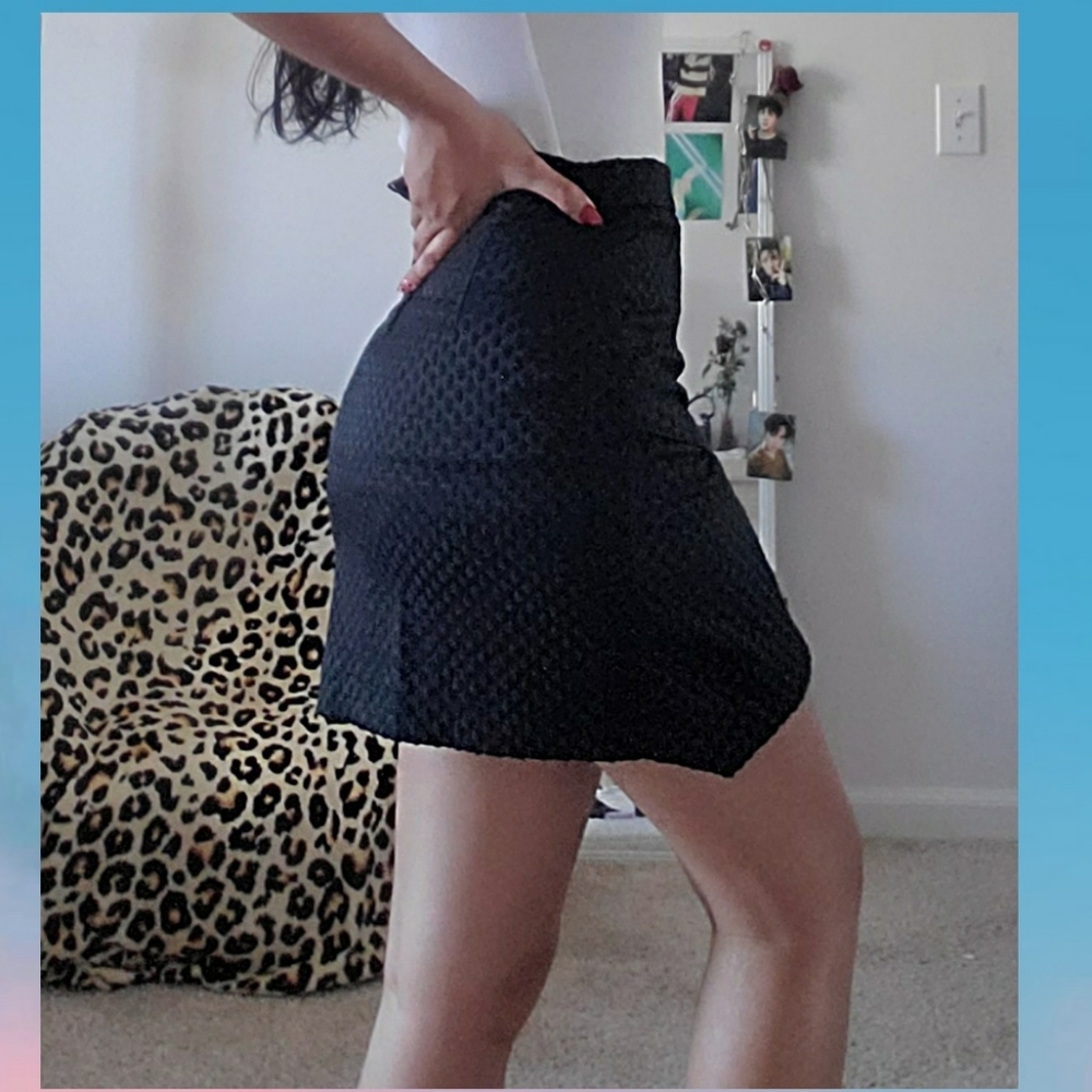 Black dotted skirt